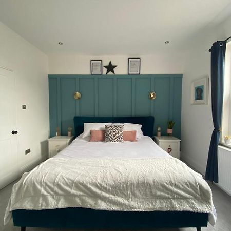 Luxury Spacious Renovated Townhouse Grantham Buitenkant foto