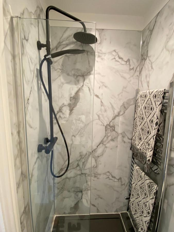 Luxury Spacious Renovated Townhouse Grantham Buitenkant foto