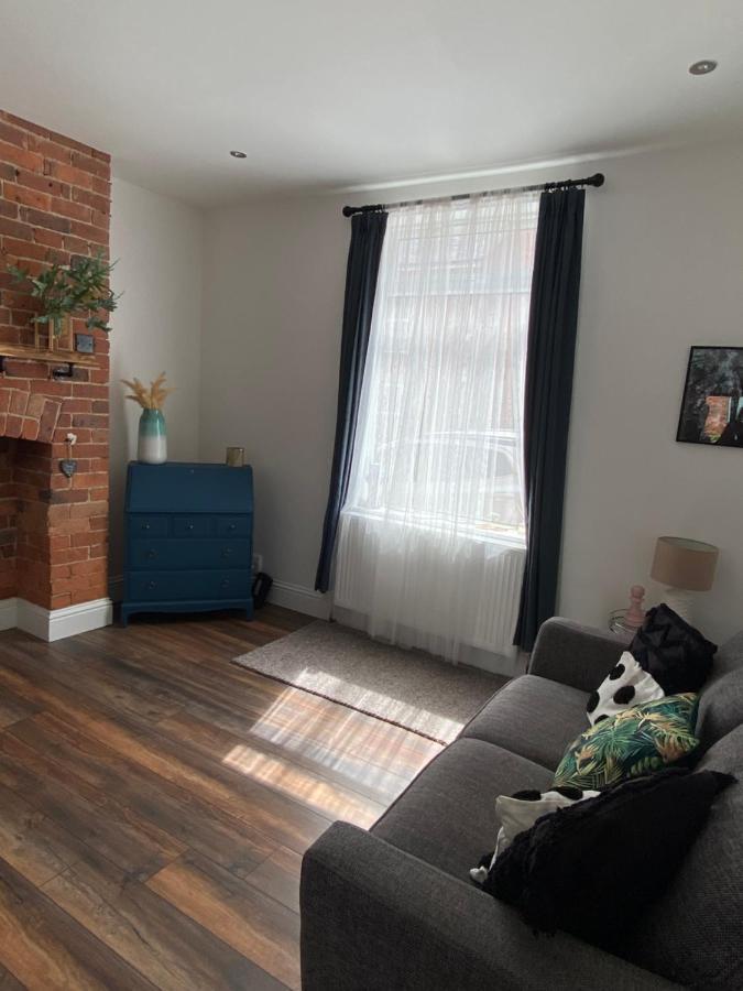 Luxury Spacious Renovated Townhouse Grantham Buitenkant foto